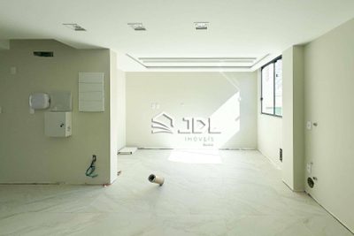 Casa, 4 quartos, 278 m² - Foto 3
