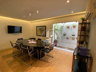 Sobrado, 8 quartos, 300 m² - Foto 1