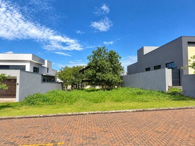 Loteamento e Condomínio, 420 m² - Foto 1