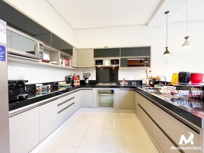 Casa, 4 quartos, 386 m² - Foto 1