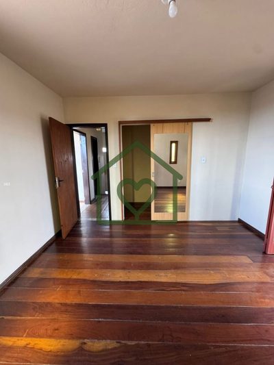 Casa, 3 quartos, 181 m² - Foto 2