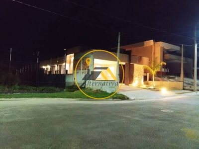 Casa, 3 quartos, 227 m² - Foto 1
