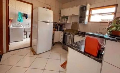 Casa, 5 quartos, 150 m² - Foto 1