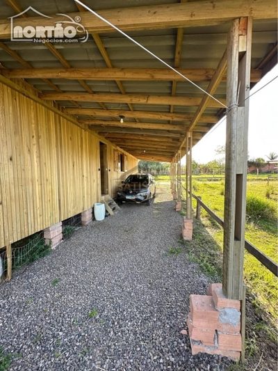 Casa, 4 quartos, 308 m² - Foto 2