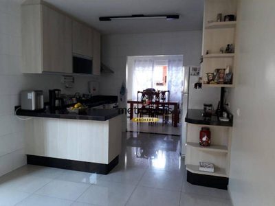 Sobrado, 3 quartos, 293 m² - Foto 4