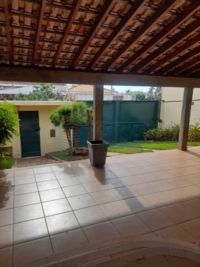 Sobrado, 300 m² - Foto 1