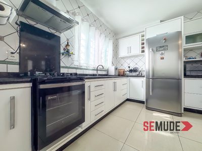 Casa, 4 quartos, 240 m² - Foto 3