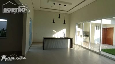 Casa, 4 quartos, 181 m² - Foto 3