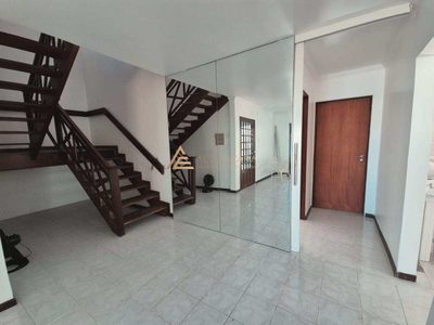 Casa, 4 quartos, 200 m² - Foto 3