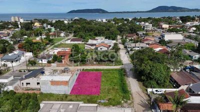 Terreno, 300 m² - Foto 1