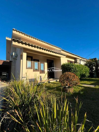 Casa, 3 quartos, 135 m² - Foto 1