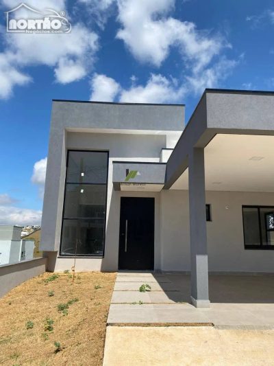 Casa, 5 quartos, 170 m² - Foto 2