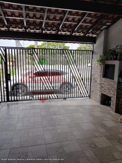 Casa, 3 quartos, 233 m² - Foto 2