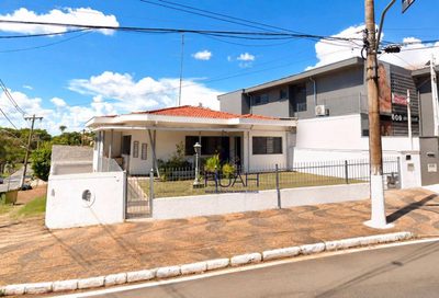 Casa, 3 quartos, 250 m² - Foto 1