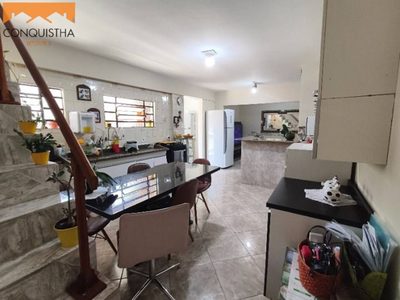 Casa, 2 quartos, 218 m² - Foto 2