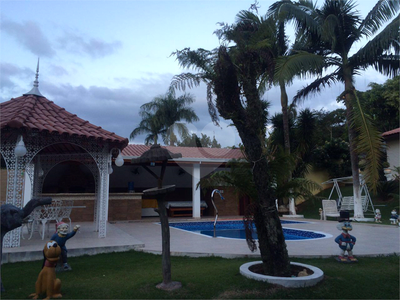 Casa, 3 quartos, 239 m² - Foto 1
