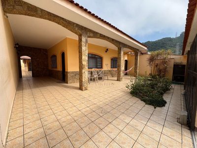 Casa, 5 quartos, 219 m² - Foto 1
