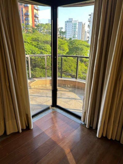 Apartamento, 4 quartos, 235 m² - Foto 5