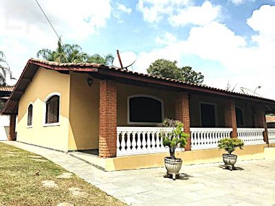Casa, 3 quartos, 295 m² - Foto 1