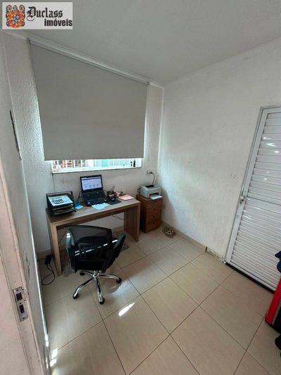 Sobrado, 5 quartos, 242 m² - Foto 2