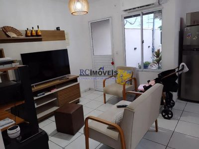 Casa, 2 quartos, 200 m² - Foto 1