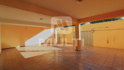 Casa, 5 quartos, 237 m² - Foto 2