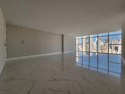 Apartamento, 3 quartos, 141 m² - Foto 2