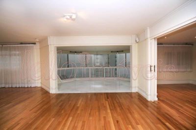 Apartamento, 3 quartos, 240 m² - Foto 1