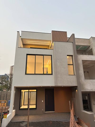 Casa, 3 quartos, 173 m² - Foto 1