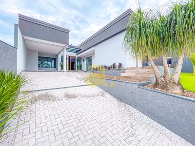 Casa, 3 quartos, 141 m² - Foto 1