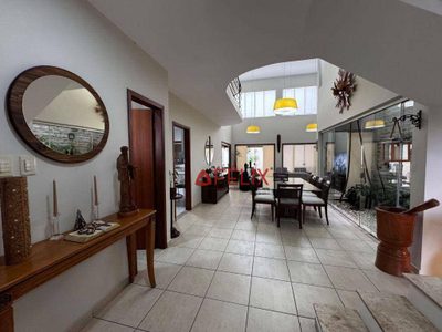 Sobrado, 3 quartos, 198 m² - Foto 2