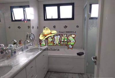Apartamento, 3 quartos, 215 m² - Foto 1