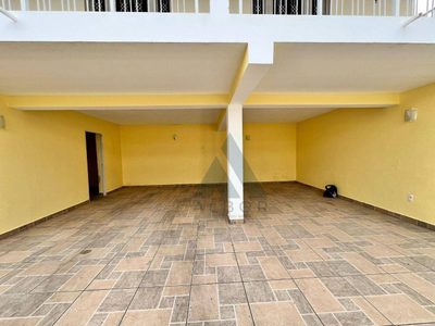 Casa, 3 quartos, 192 m² - Foto 2