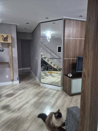 Cobertura, 3 quartos, 194 m² - Foto 2