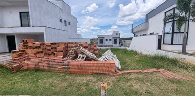 Terreno, 300 m² - Foto 1