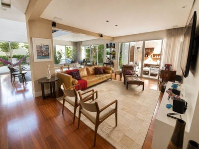 Casa, 4 quartos, 575 m² - Foto 1