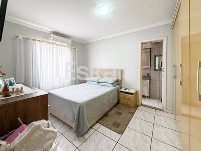Casa, 4 quartos, 223 m² - Foto 5