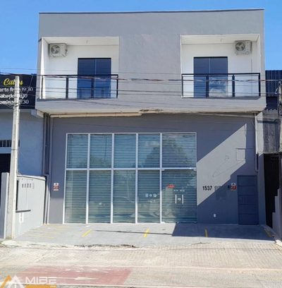 Loja-Salão, 240 m² - Foto 1