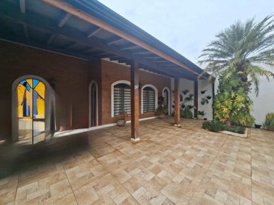 Casa, 4 quartos, 150 m² - Foto 1