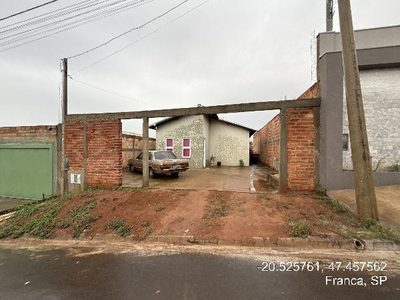 Casa, 2 quartos, 200 m² - Foto 1