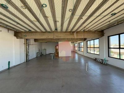 Sala-Conjunto, 200 m² - Foto 1