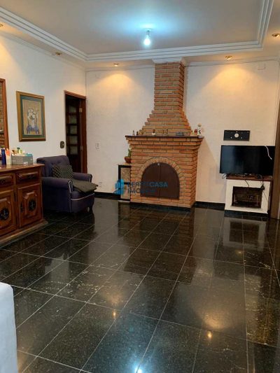Casa, 3 quartos, 247 m² - Foto 4
