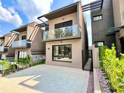 Casa, 3 quartos, 145 m² - Foto 1