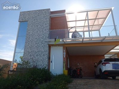 Casa, 5 quartos, 200 m² - Foto 1