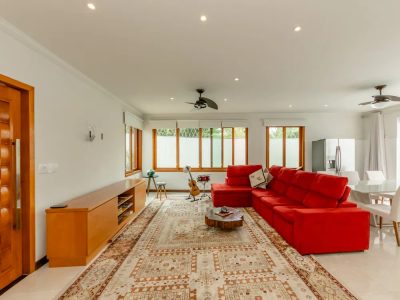 Sobrado, 3 quartos, 247 m² - Foto 1