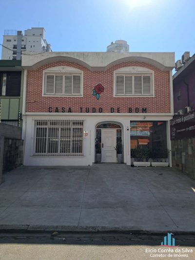 Casa, 4 quartos, 200 m² - Foto 1