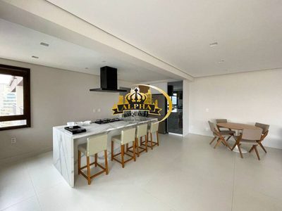 Apartamento, 3 quartos, 228 m² - Foto 1
