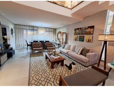 Sobrado, 3 quartos, 277 m² - Foto 1