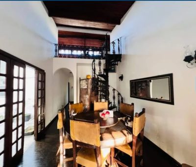 Casa, 3 quartos, 214 m² - Foto 1