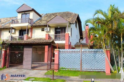 Sobrado, 3 quartos, 266 m² - Foto 1